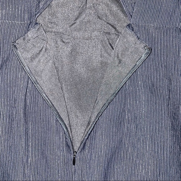 Nordstrom Cross-Strap V-Neck Bodycon Mini Dress - Picture 7 of 9